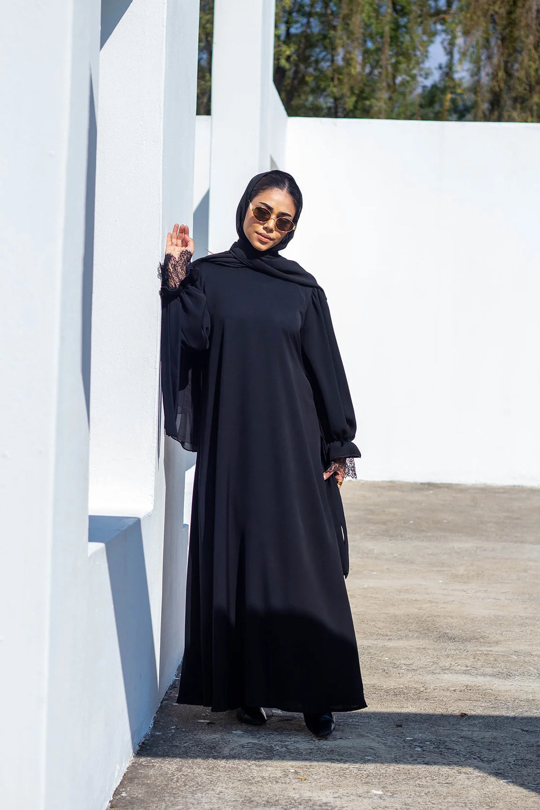 Luna | Lace Cuff Abaya – TA00206